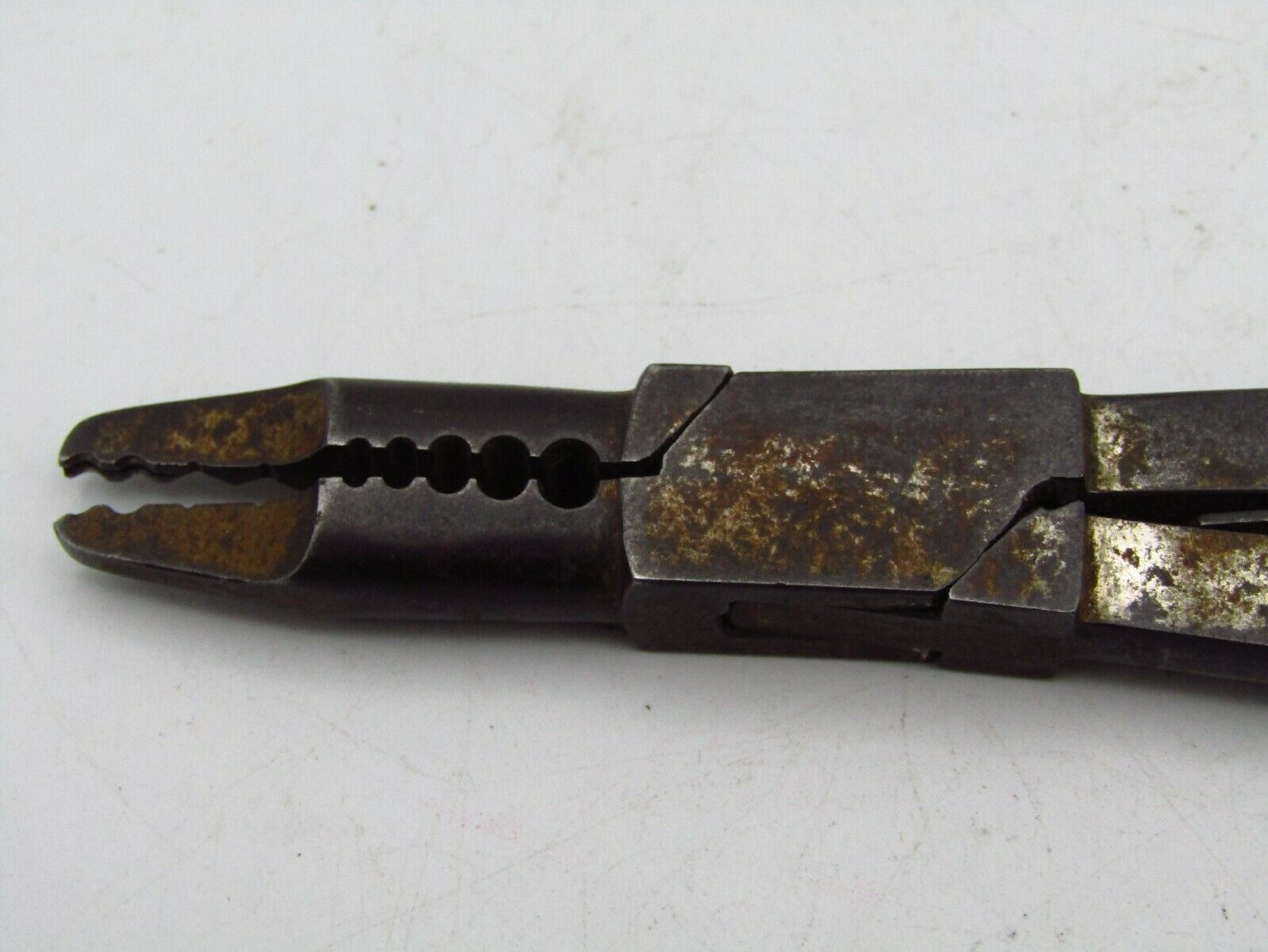 ACIER FONDU WATCHMAKER PLIERS / CRIMPER / CLAMPER REPAIR TOOL FRANCE w1 - Fresh Stock Dated October 2025