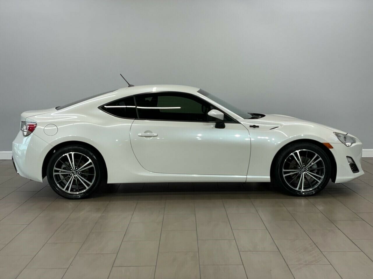 2013 Scion FR-S Base 2dr Coupe 6A - Fresh Stock Dated October 2025