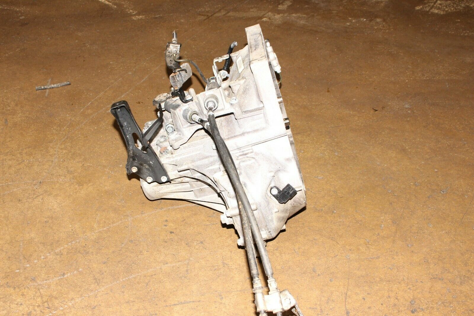 HONDA CIVIC 06 07 08 09 10 11 MANUAL 5 SPEED TRANSMISSION 1.8L JDM R18A - Fresh Stock Dated October 2025