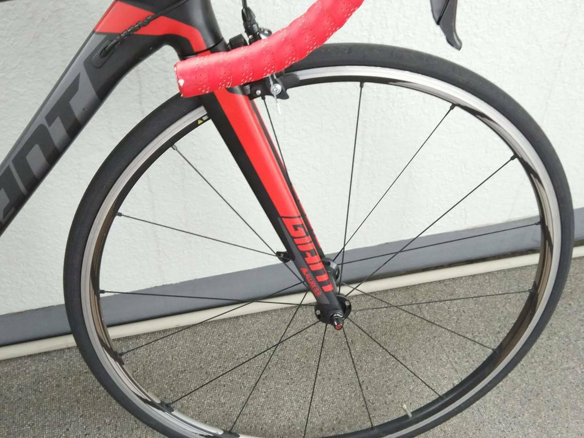 Giant Tcr Slr Size S Aluminum Frame Shimano 105 Road Bike - Fresh Stock Dated October 2025
