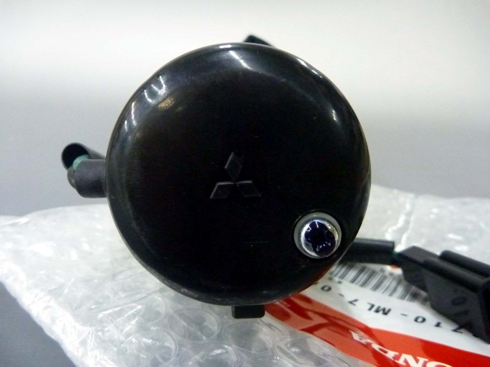 New Genuine Parts HONDA Discontinued Fuel Pump For VFR700F VFR750F 16710-ML7-005 - Fresh Stock Dated October 2025