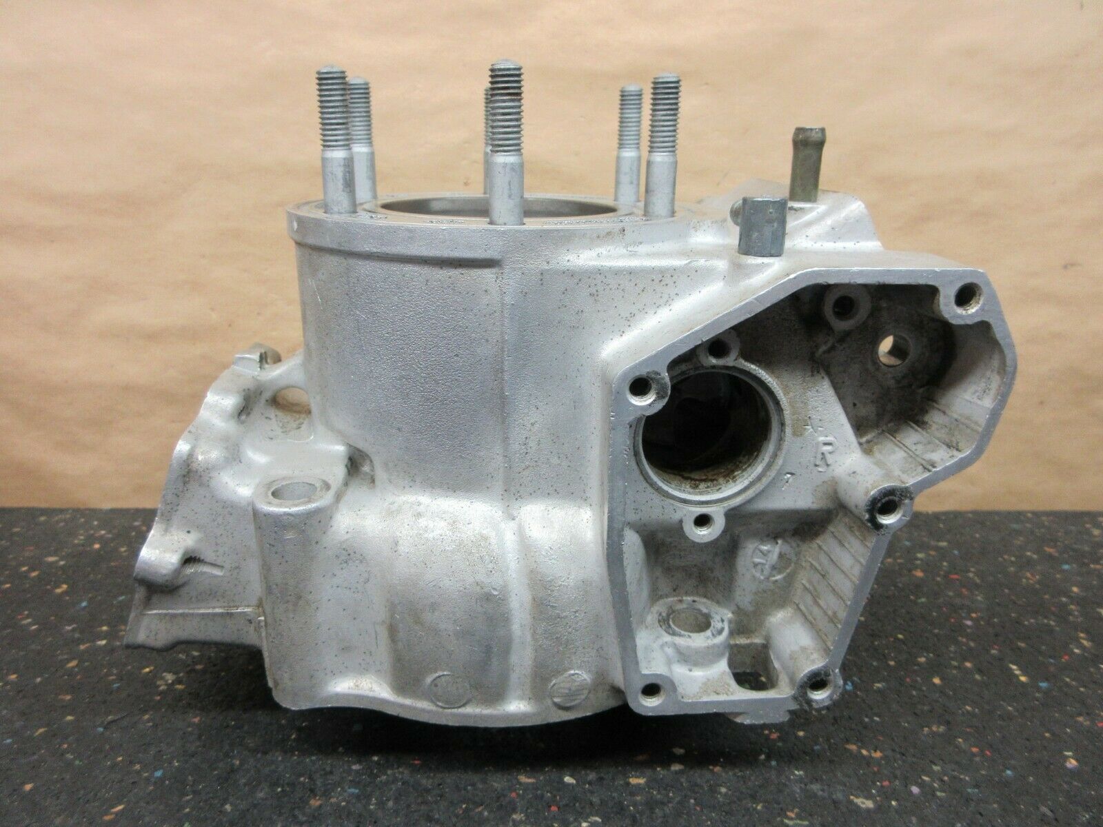 Nice! 1999 Suzuki RM250 Cylinder smooth standard 66.4mm chrome bore 11200-37841 - Fresh Stock Dated October 2025