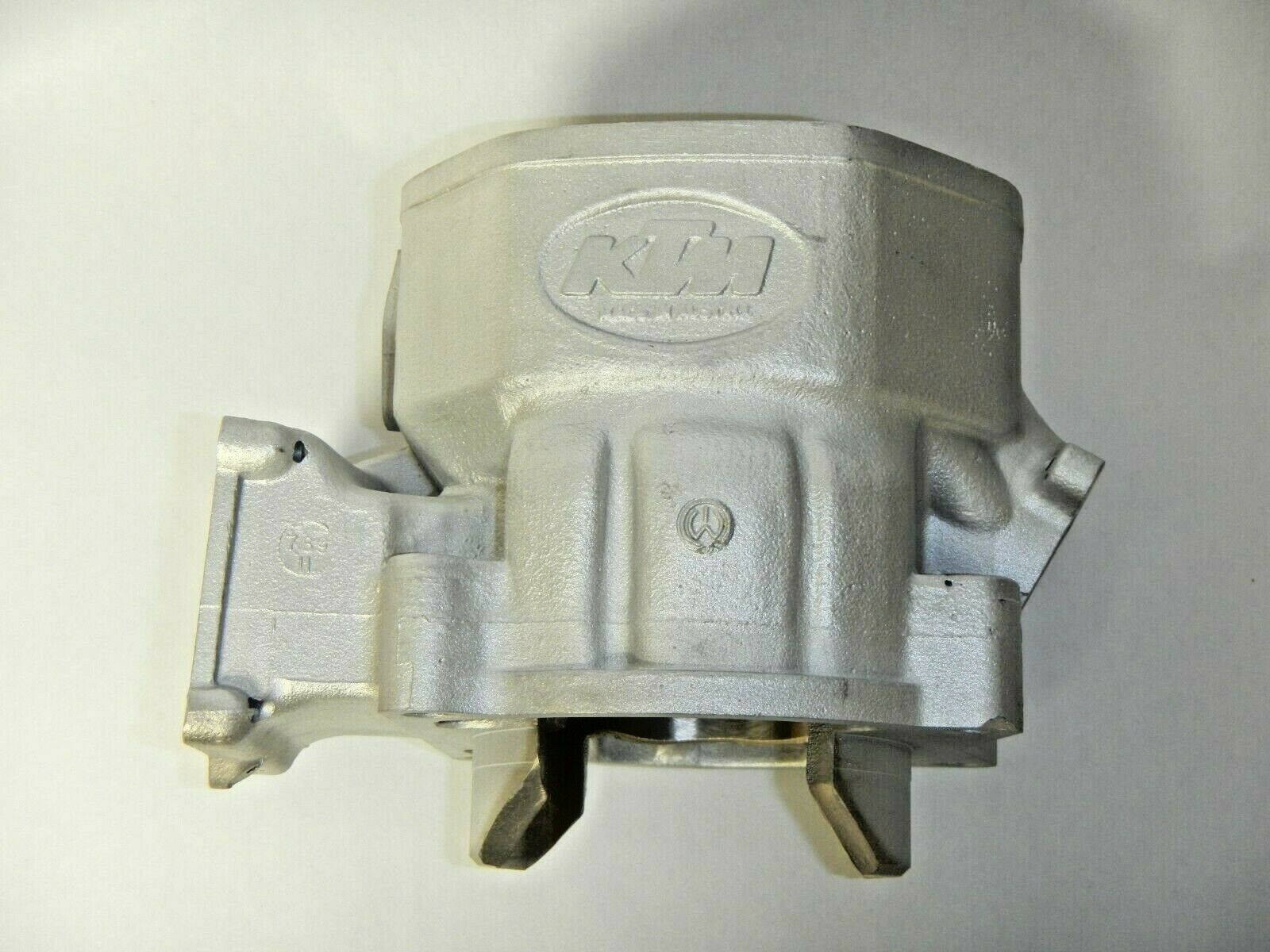 NEW Re-plated OEM cylinder & Wiseco piston kit set 1990 KTM 500 MX 56530005001 - Fresh Stock Dated October 2025