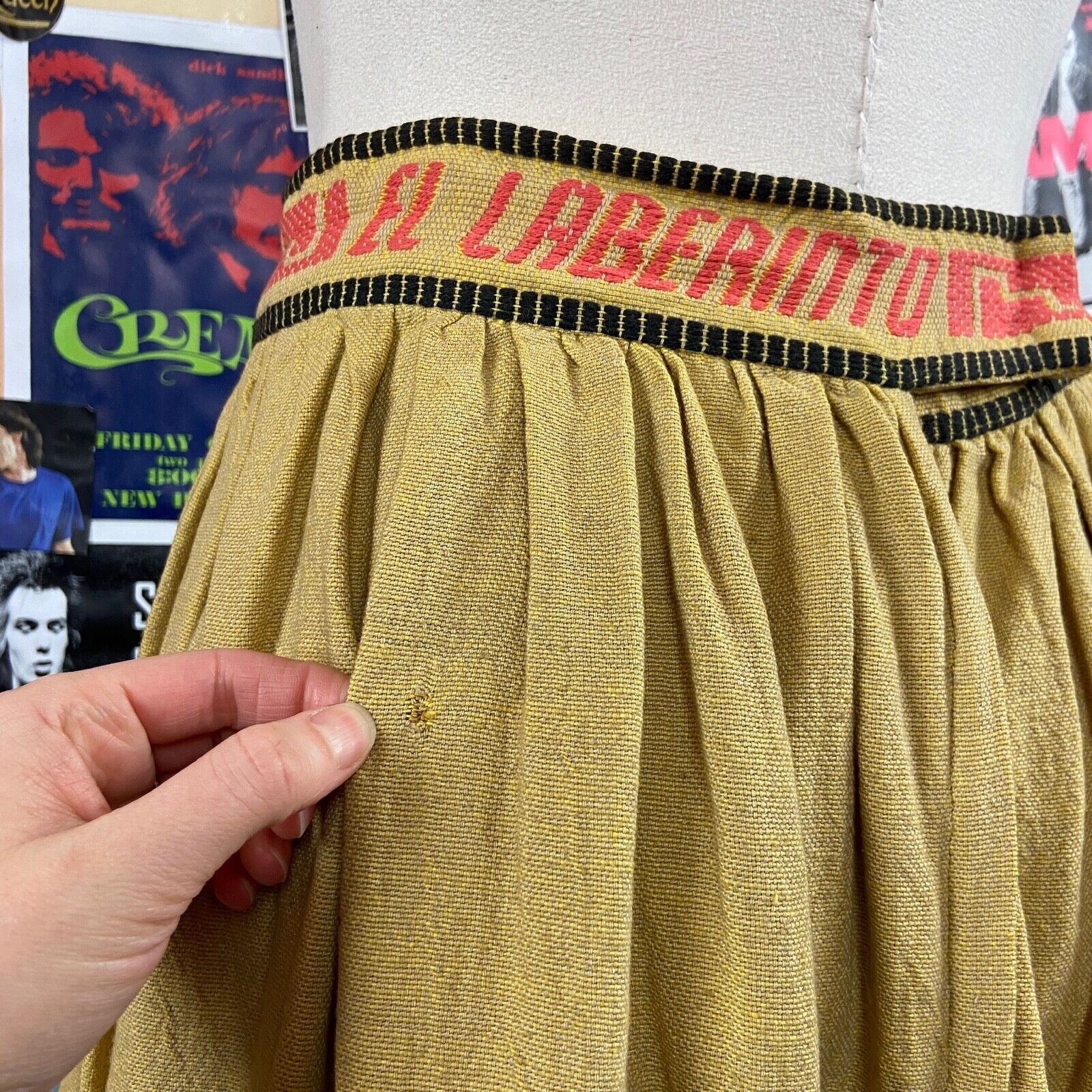 Vintage 1950s-60s El Laberinto Oaxacan Mexican Embroidered Souvenir Skirt - Fresh Stock Dated October 2025