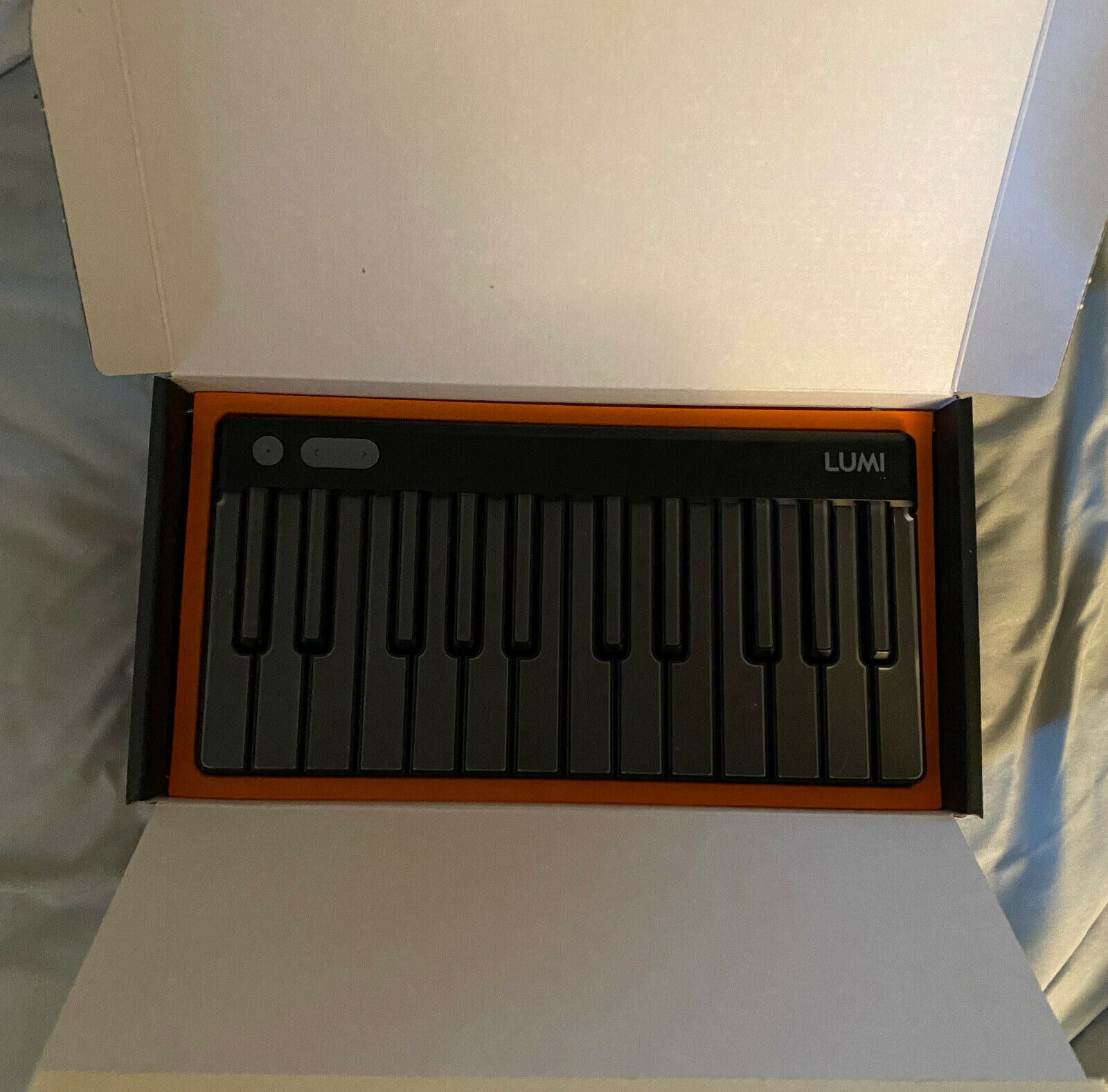 ROLI BLACK Lumi Keys Studio Edition 4D MIDI Bluetooth Keyboard w/ ROLI Snapcase - Fresh Stock Dated October 2025