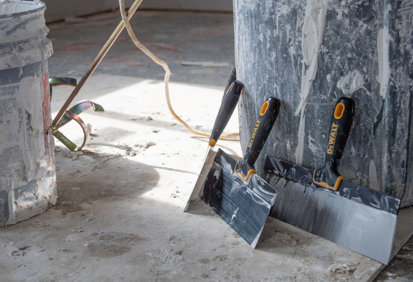 DEWALT Taping Knife 14
