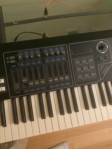 CME UF6 Vintage Midi Keyboard Controller - Fresh Stock Dated October 2025