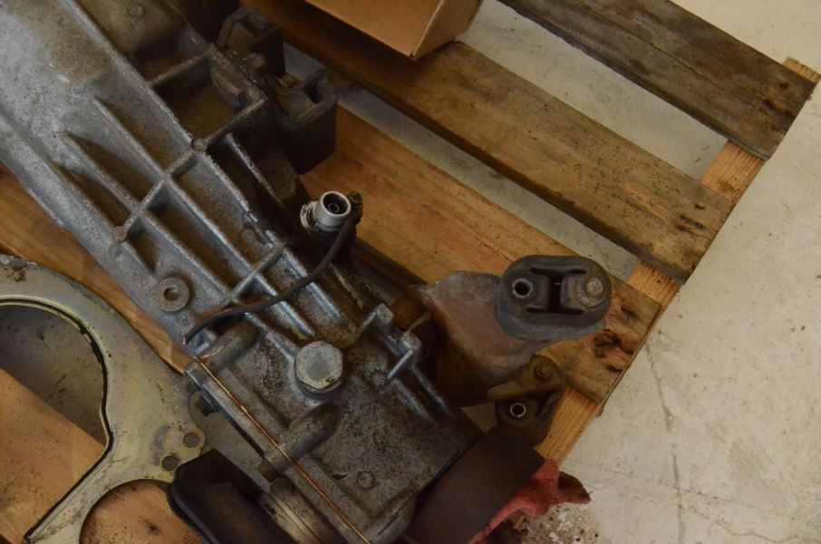 1984-1986 Nissan 300ZX Z31 2+0 Manual 5 Speed Transmission Swap Kit Assembly - Fresh Stock Dated October 2025