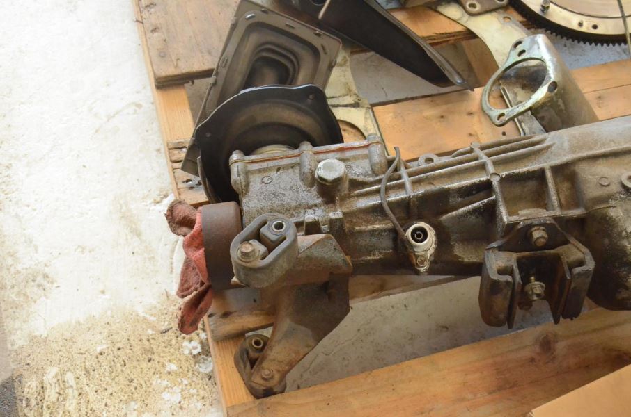 1984-1986 Nissan 300ZX Z31 2+0 Manual 5 Speed Transmission Swap Kit Assembly - Fresh Stock Dated October 2025