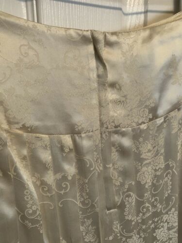 Lovely Vtg Jessica McClintock Ivory Pleated Silk Skirt~14~Damask Floral~Mint! - Fresh Stock Dated October 2025