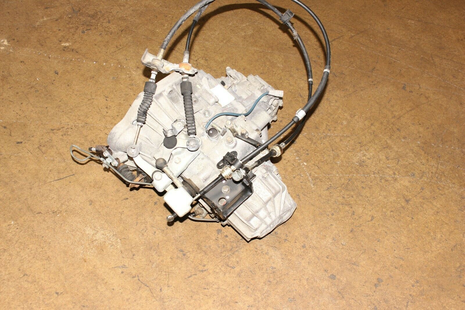 JDM 2ZZ-GE 2000-2005 TOYOTA CELICA GTS 1.8L 6 SPEED MANUAL TRANSMISSION - Fresh Stock Dated October 2025