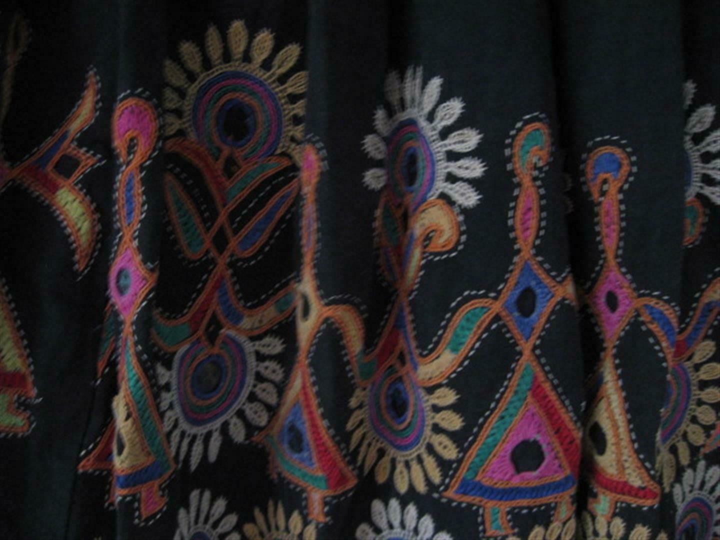 TRUE VINTAGE HEAVILY EMBROIDERED INDIA PEASANT SKIRT BANJARA ANTIQUE L - Fresh Stock Dated October 2025