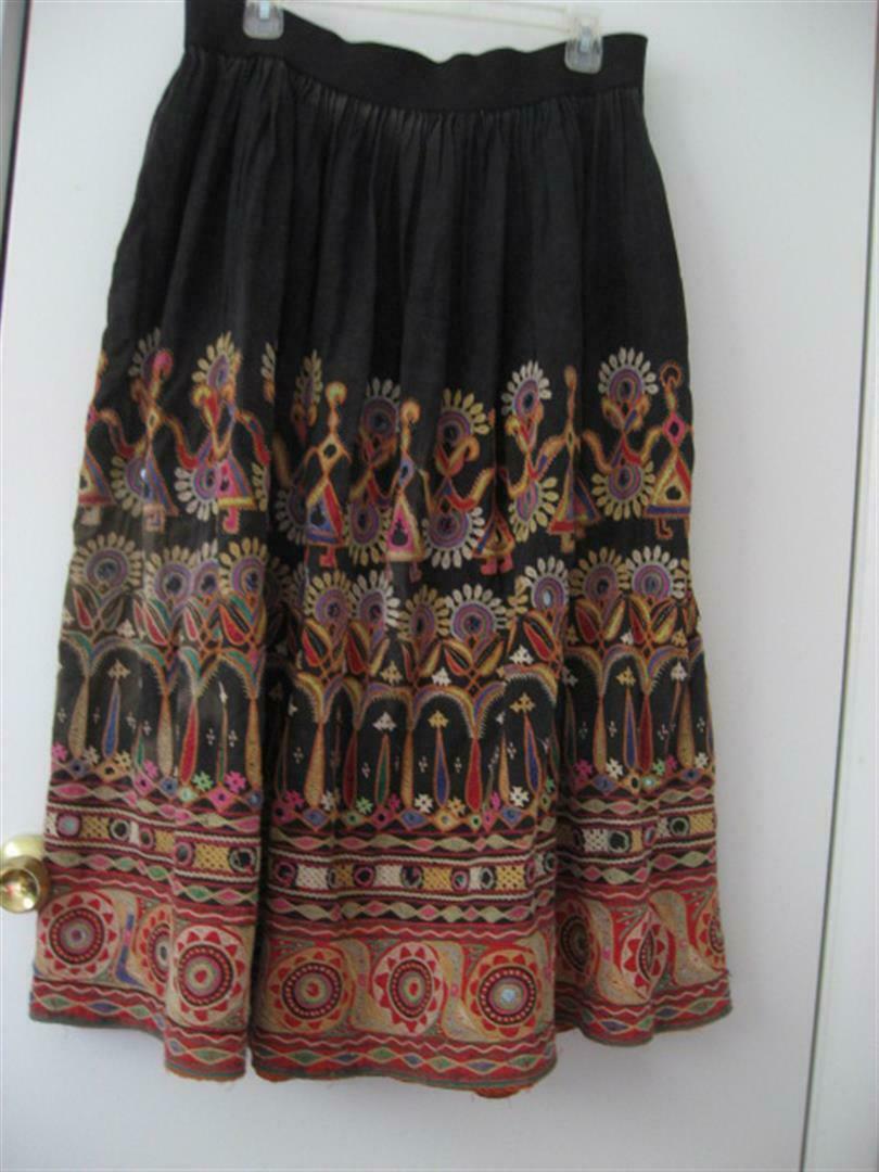TRUE VINTAGE HEAVILY EMBROIDERED INDIA PEASANT SKIRT BANJARA ANTIQUE L - Fresh Stock Dated October 2025