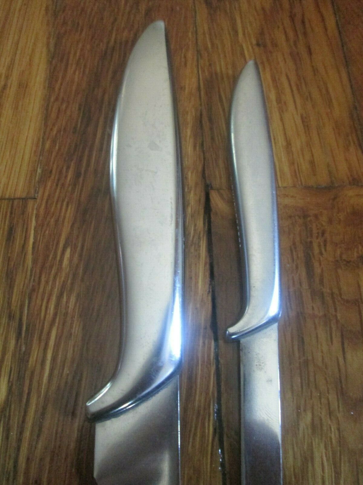 Vintage Gerber Legendary Blades 2 pc Knife Set w/Block Pixie & Sandwich Knives - Fresh Stock Dated October 2025