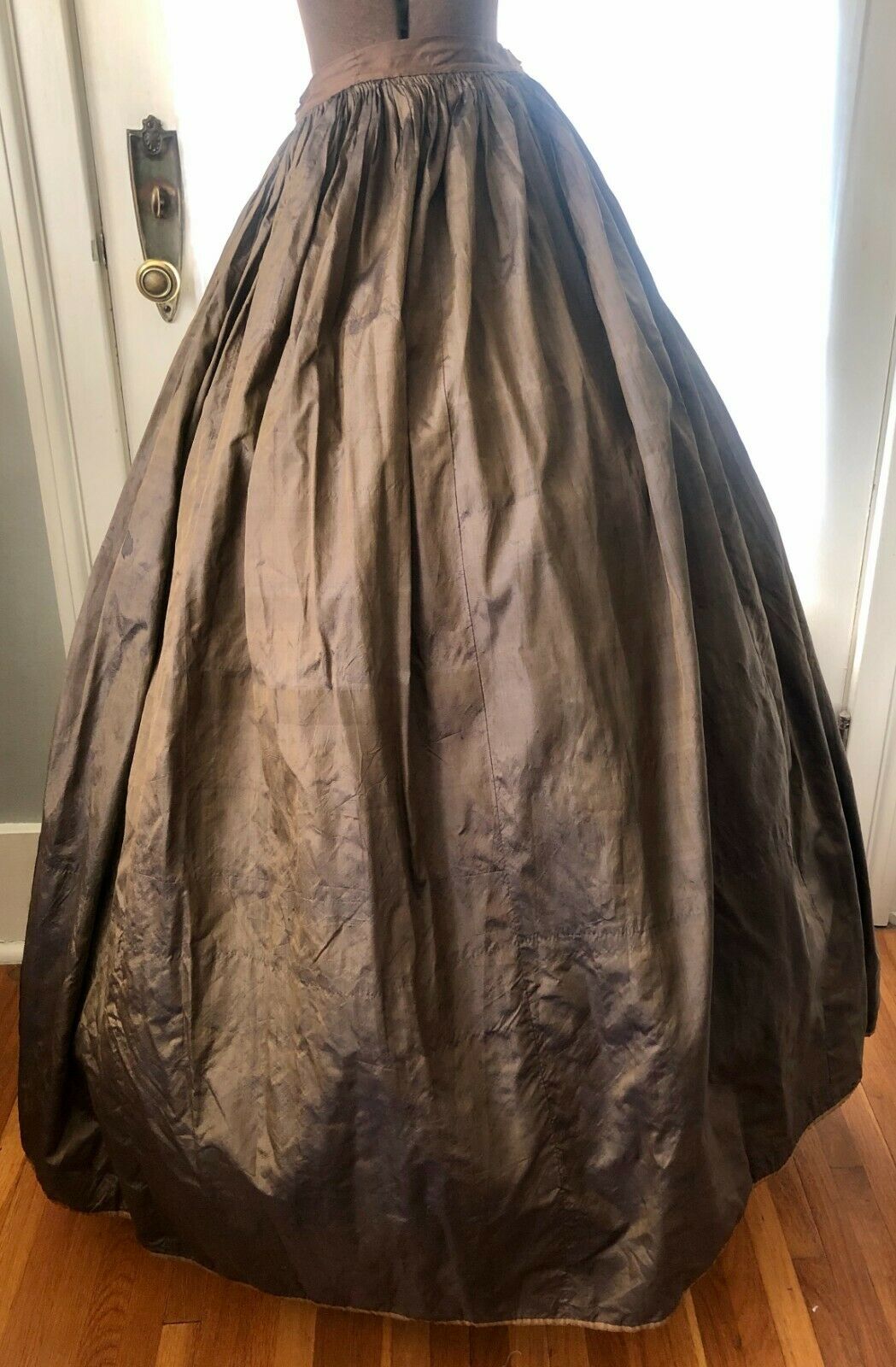 ANTIQUE VICTORIAN CIVIL WAR ERA BROWN IRIDESCENT SILK SKIRT - Fresh Stock Dated October 2025