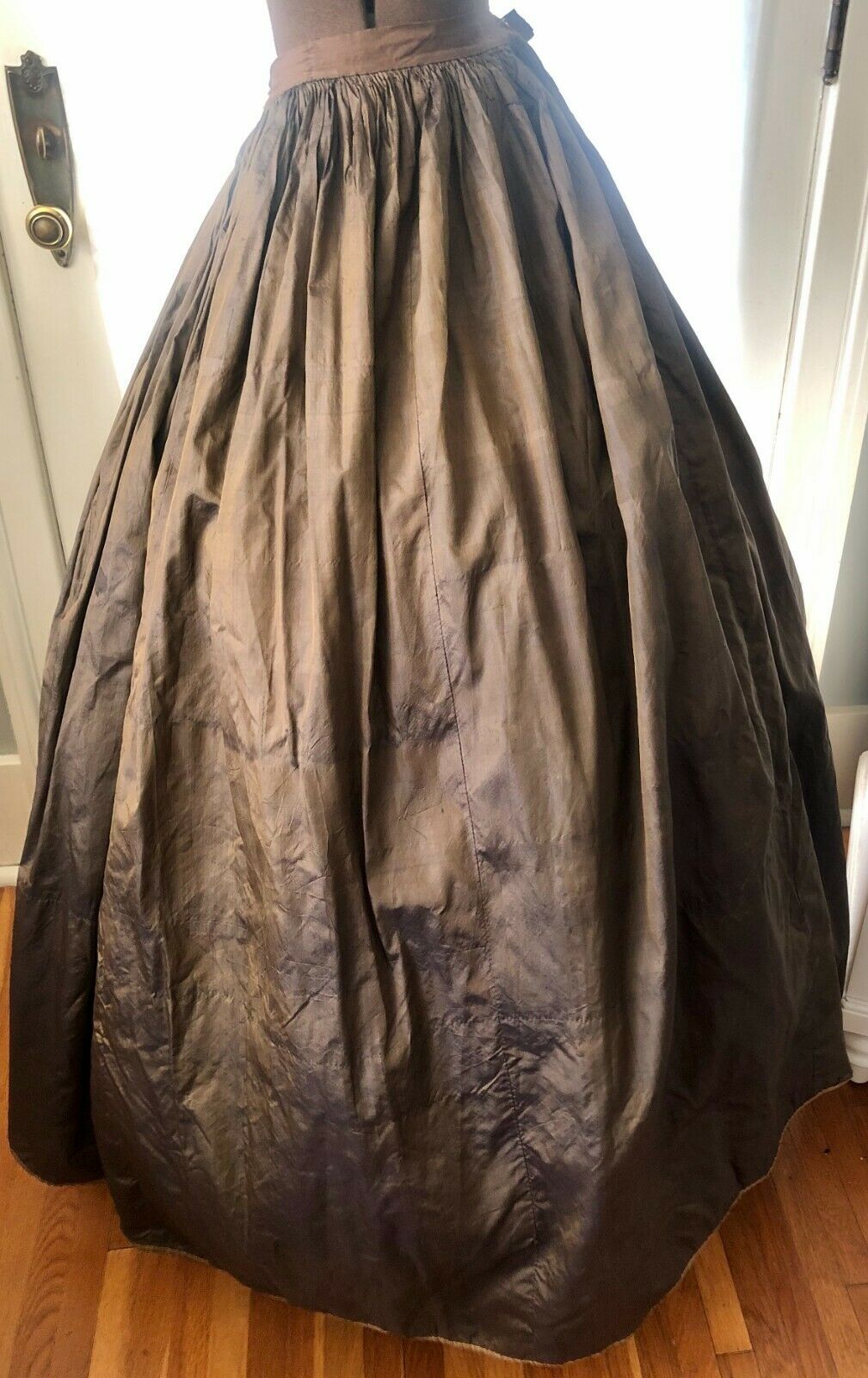 ANTIQUE VICTORIAN CIVIL WAR ERA BROWN IRIDESCENT SILK SKIRT - Fresh Stock Dated October 2025