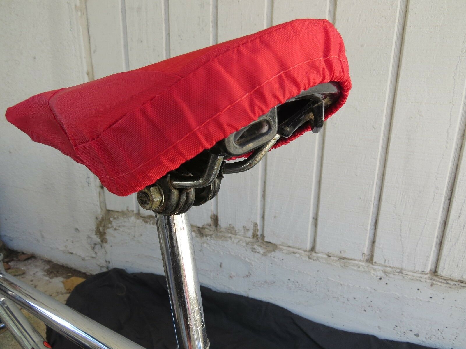 FLITE SCOTTS 1980S SEAT PAD RED COVER BMX CRUISER FREESTYLE RACING VINTAGE NOS - Fresh Stock Dated October 2025