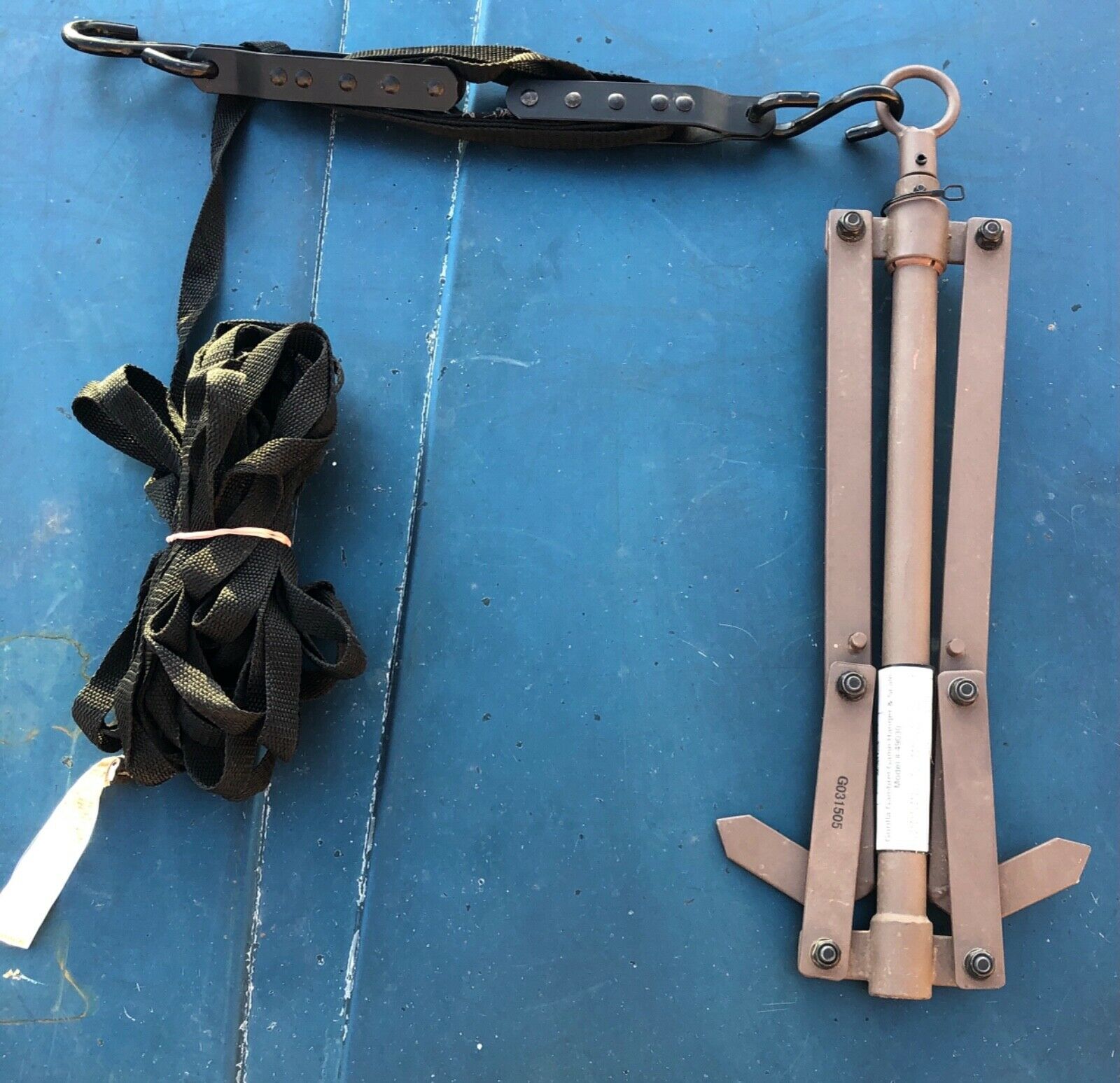 Game Hanger Scale Gorilla Gambrel model 49030 weighs 340 pounds, HUNTING - Fresh Stock Dated October 2025