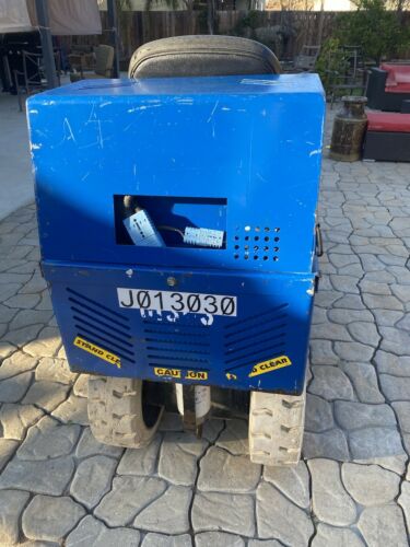 National 5700  Ride on Floor , Tile Scraper /Stripper. - Fresh Stock Dated October 2025