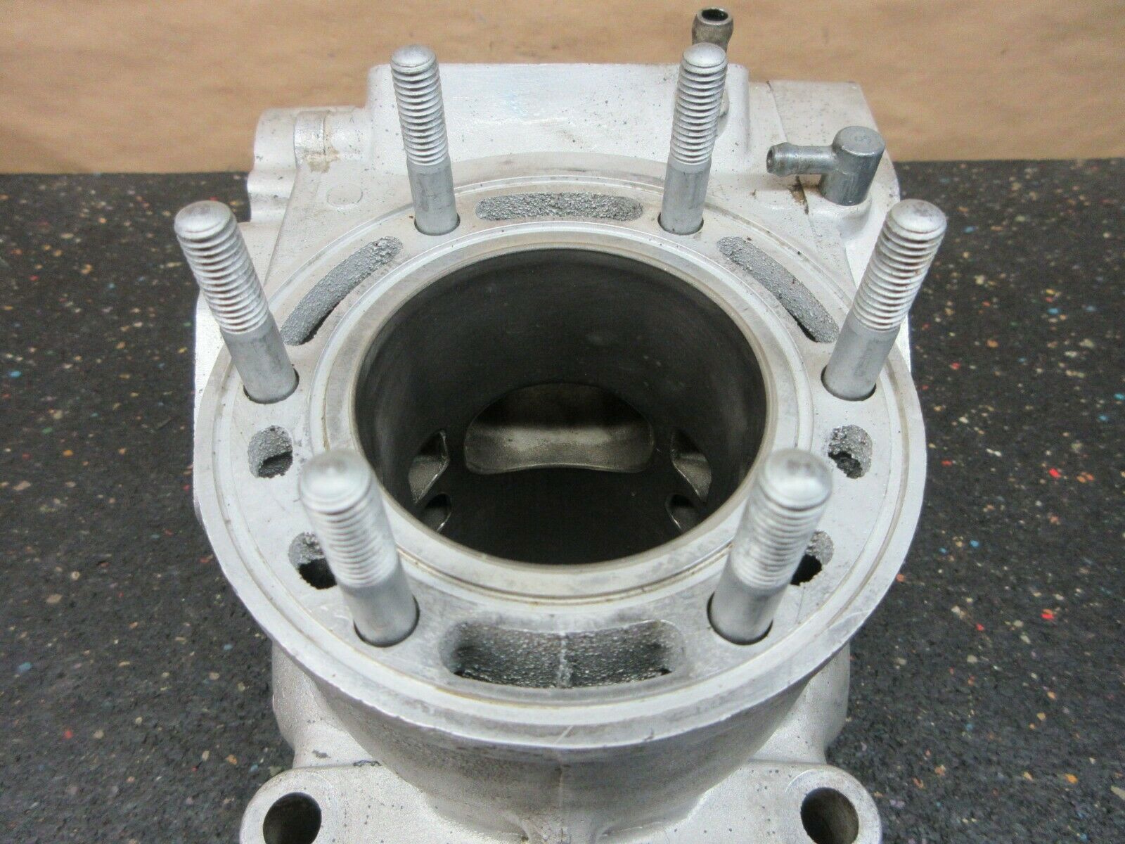 Nice! 1999 Suzuki RM250 Cylinder smooth standard 66.4mm chrome bore 11200-37841 - Fresh Stock Dated October 2025