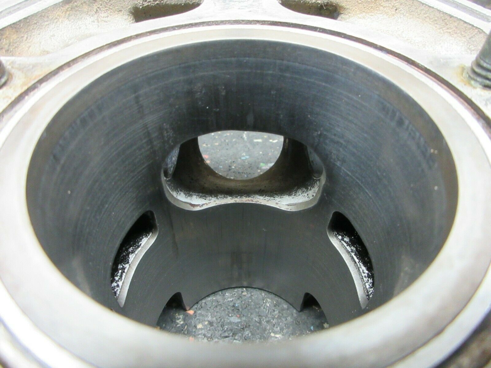 1982 Yamaha YZ125 Cylinder with a good bore 82 YZ 125 5X4-11311-00-00 - Fresh Stock Dated October 2025