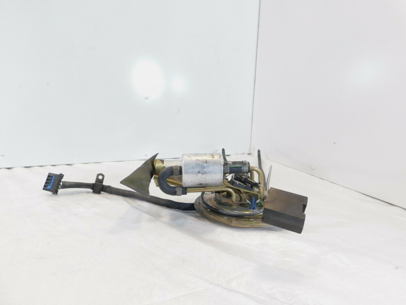 BMW R1100RT R1150RT Gas Petrol Fuel Tank Pump w/ Level Gauge & Hoses 16142306624 - Fresh Stock Dated October 2025