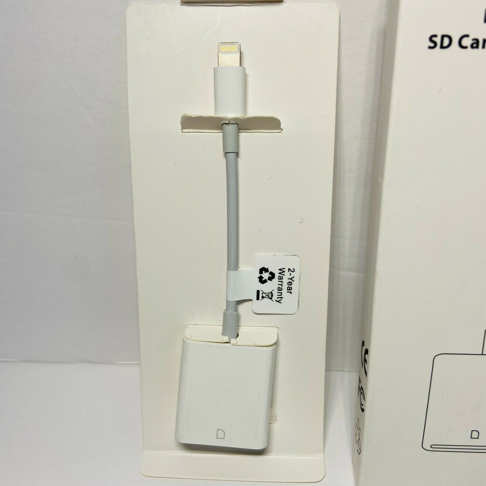 Lightning To SD Card Camera Reader, Apple - Fresh Stock Dated October 2025