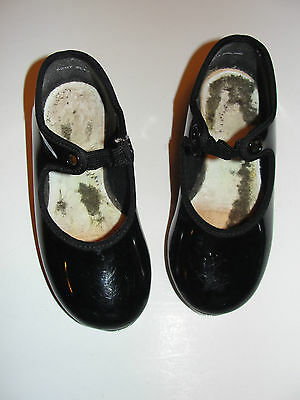 BLACK CAPEZIO TAP DANCE SHOES elastic strap little girls 8 M - Fresh Stock Dated October 2025