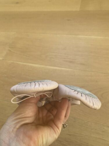 ballerina Dance shoes girls Pink Leather Size 12, 5-6 Years Old Girl - Fresh Stock Dated October 2025