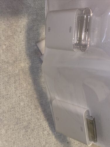 Apple iPad  Camera Connection Kit - Fresh Stock Dated October 2025