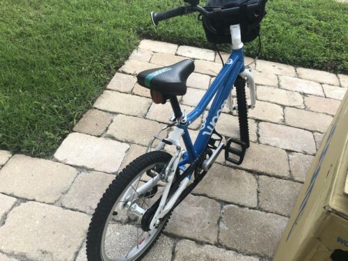 Woom 3 Kids Bike - Blue 16” - Includes Bell, Kickstand, Basket & Bottle Holder - Fresh Stock Dated October 2025