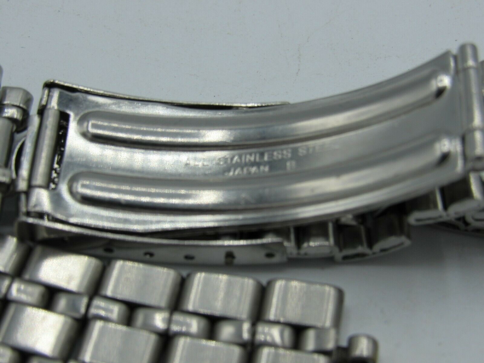 Vintage WATCHMAKERS Estate SEIKO Original STAINLESS Steel WRIST Watch BAND rk - Fresh Stock Dated October 2025