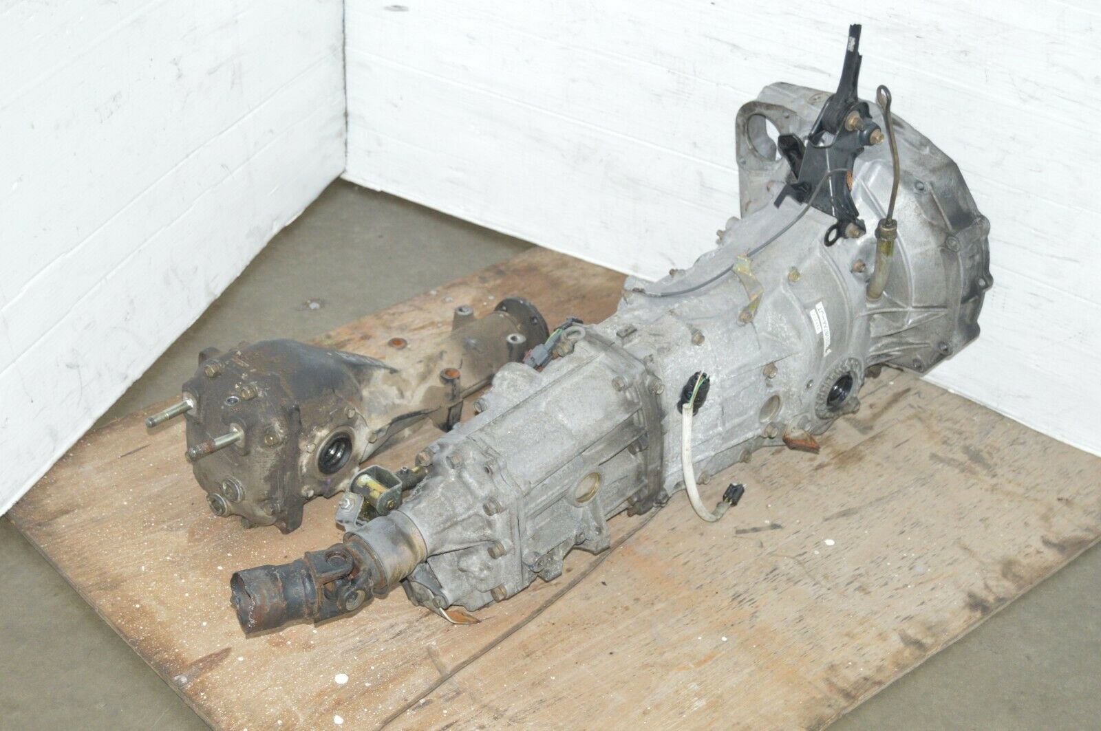 2006-2007 SUBARU IMPREZA WRX 5MT AWD TY755VB7AA PUSH TYPE TRANSMISSION 4.44 FD - Fresh Stock Dated October 2025