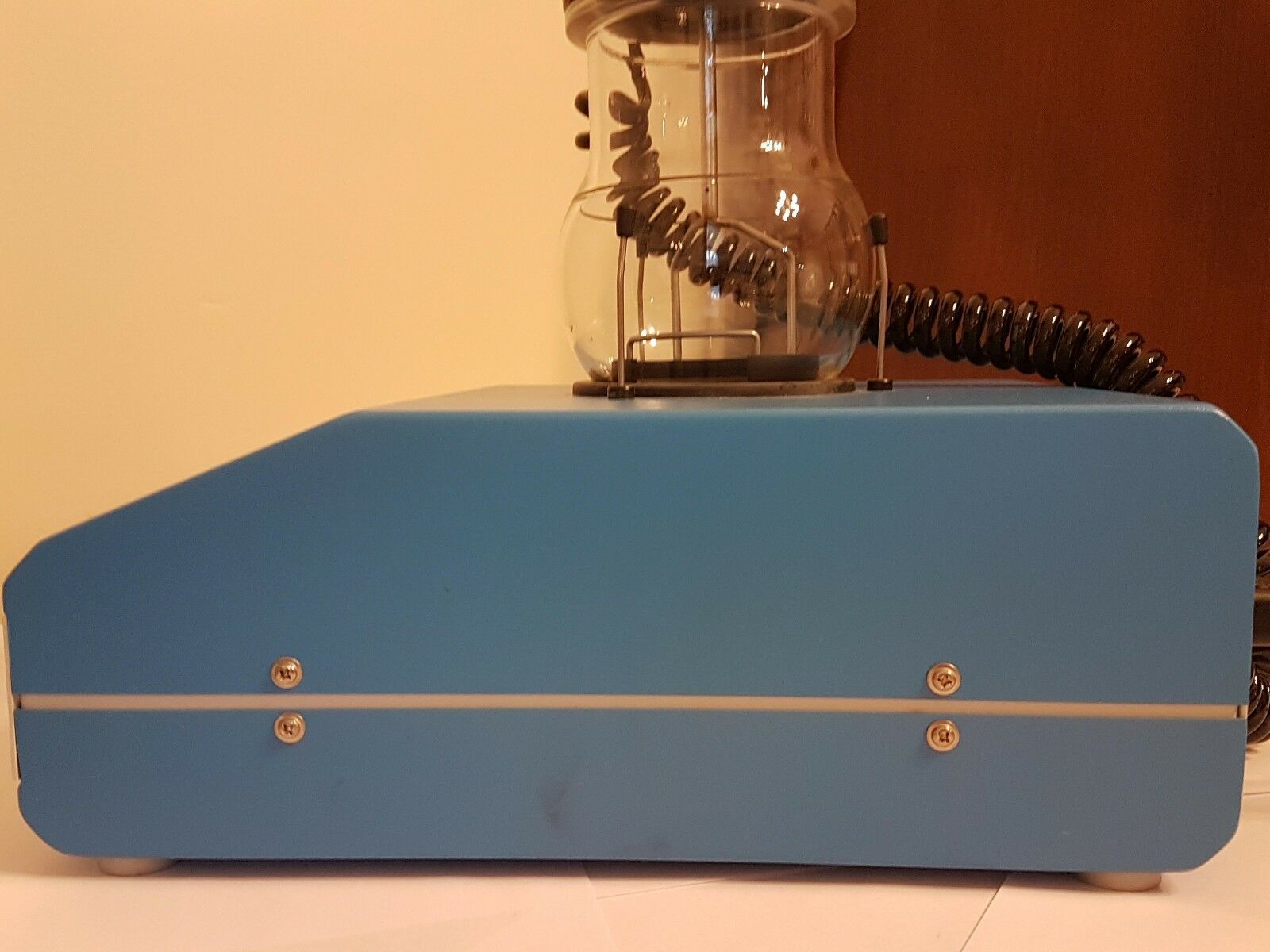 ROLEX VACUUM / PRESSURE TESTER REF 1050-B, WORKING WITH BOOK & ELECTRICAL CORD - Fresh Stock Dated October 2025