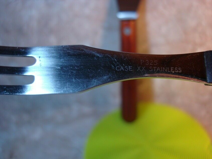 Case XX turner / spatula P227- 4 and fork P325 Great shape. NR .00 shipping - Fresh Stock Dated October 2025