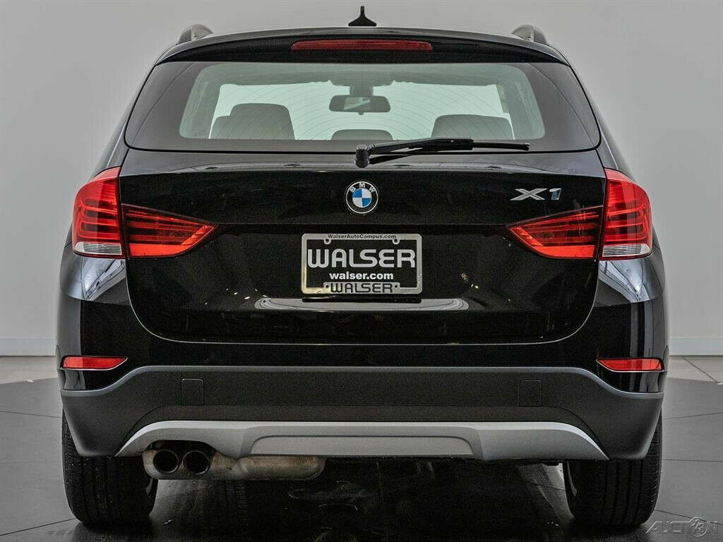 2015 BMW X1 xDrive28i 2015 BMW X1 xDrive28i Turbo 2L I4 16V Automatic AWD SUV Moonroof - Fresh Stock Dated October 2025