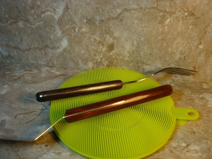 Case XX turner / spatula P227- 4 and fork P325 Great shape. NR .00 shipping - Fresh Stock Dated October 2025