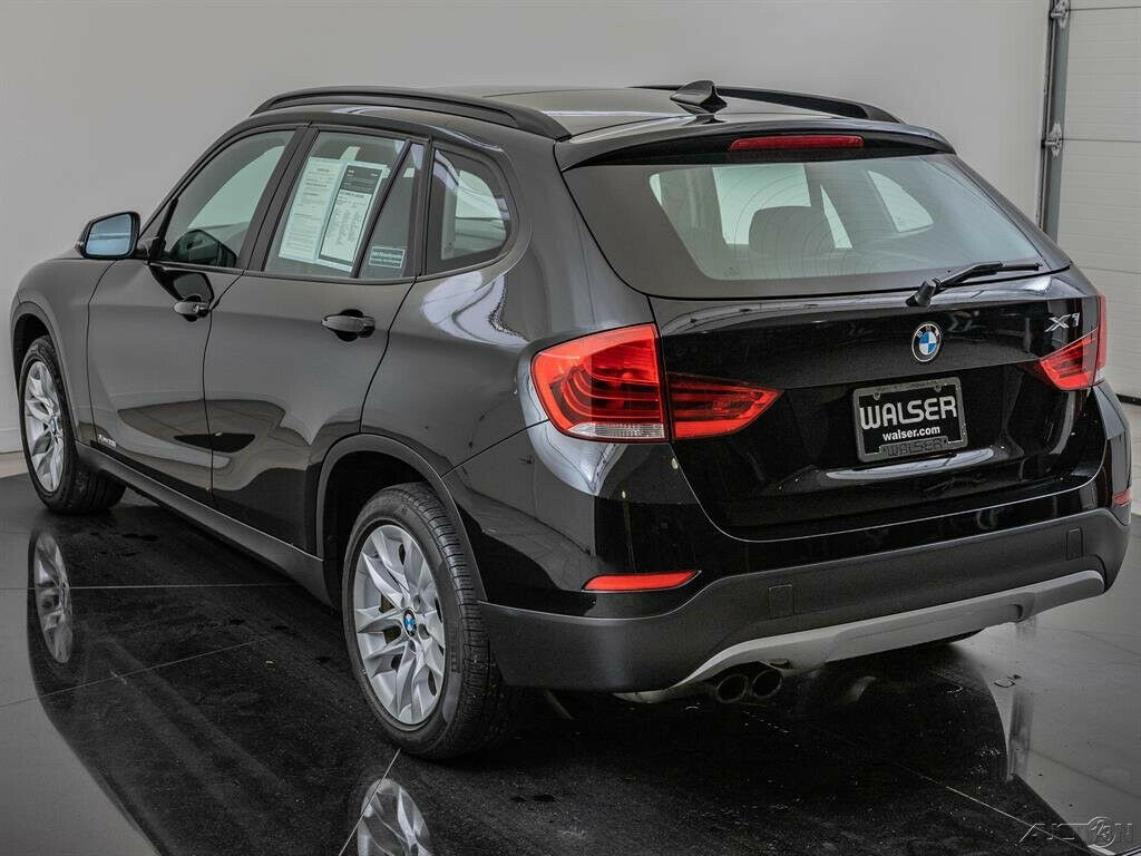 2015 BMW X1 xDrive28i 2015 BMW X1 xDrive28i Turbo 2L I4 16V Automatic AWD SUV Moonroof - Fresh Stock Dated October 2025