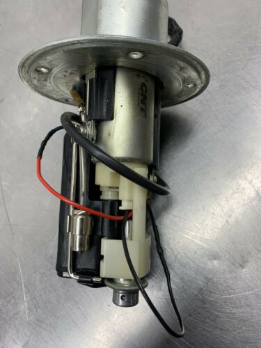 01 02 GSXR 1000 FUEL PUMP 15100-35F10 - Fresh Stock Dated October 2025