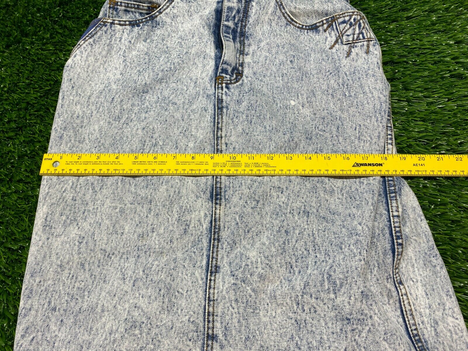 VINTAGE 80s/90s GITANO ACID WASHED DENIM SKIRT! SIZE 12! FREE SHIPPING! - Fresh Stock Dated October 2025