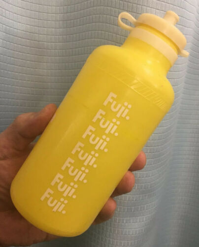 1980s FUJI TEAM Water Bottle BIDON Botella Borraccia Wasserflasche F.I.S 203 - Fresh Stock Dated October 2025
