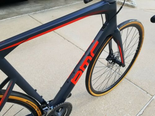 BMC Roadmachine 01 Ultegra Disc - Fresh Stock Dated October 2025