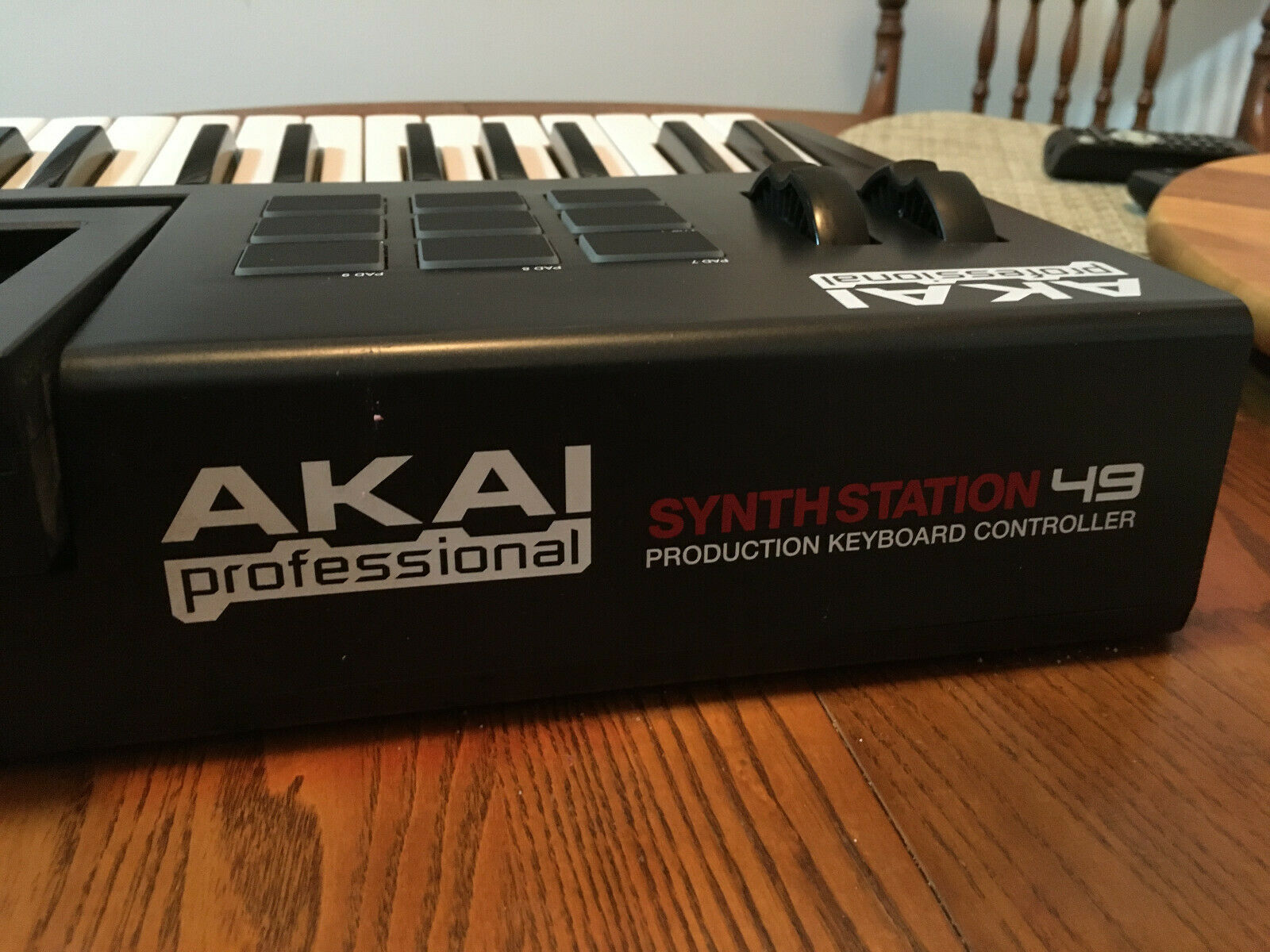 Akai Professional SynthStation 49 49-Note Keyboard Controller - Fresh Stock Dated October 2025