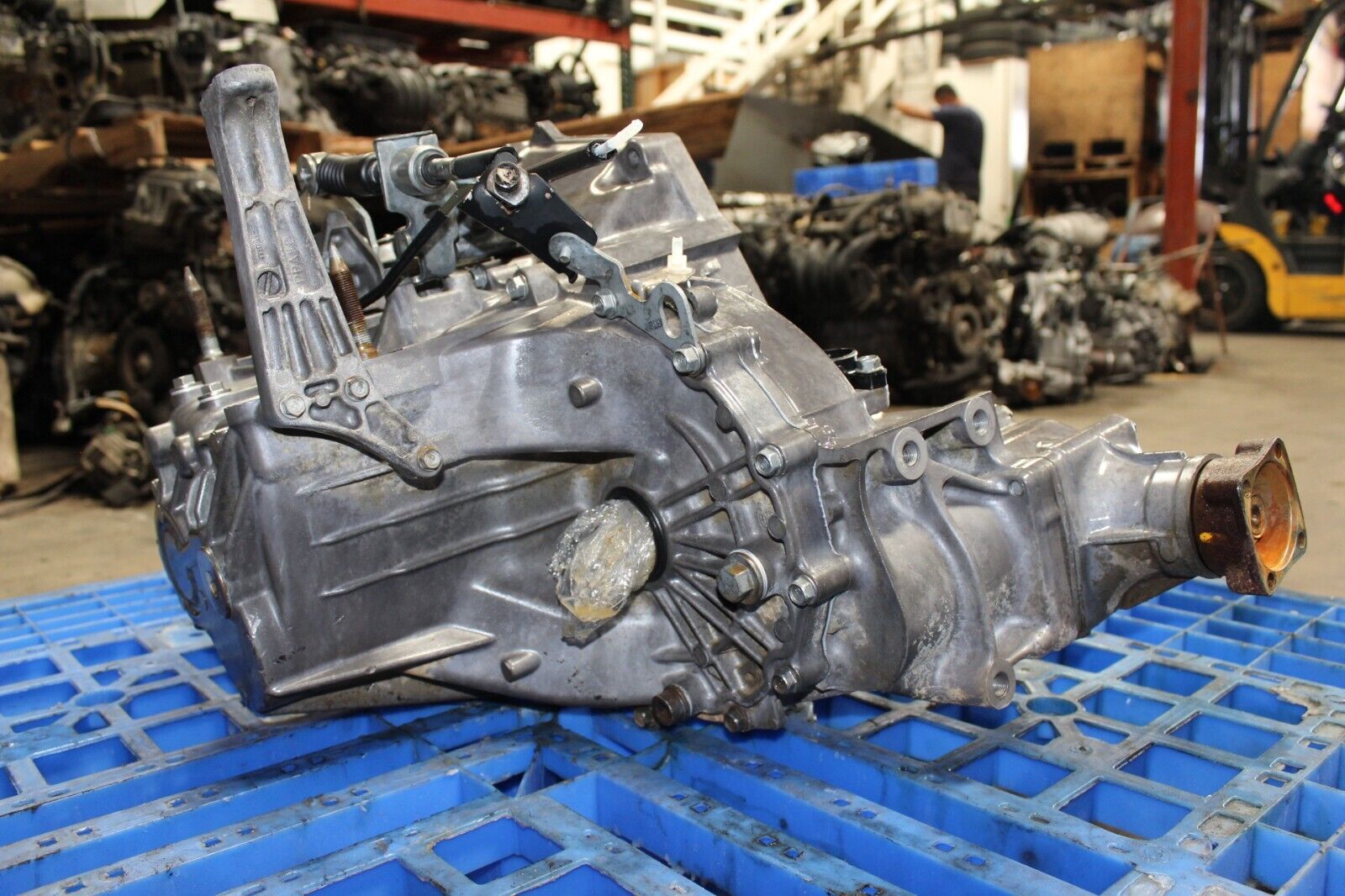 JDM 07-10 HONDA CRV K24A AWD MANUAL TRANSMISSION 5 SPEED TRANS - Fresh Stock Dated October 2025