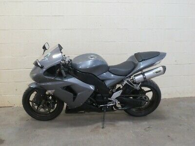 ZX10R Ninja Upper Lower Center Cases Case from 2007 Kawaski 14001-0062 - Fresh Stock Dated October 2025