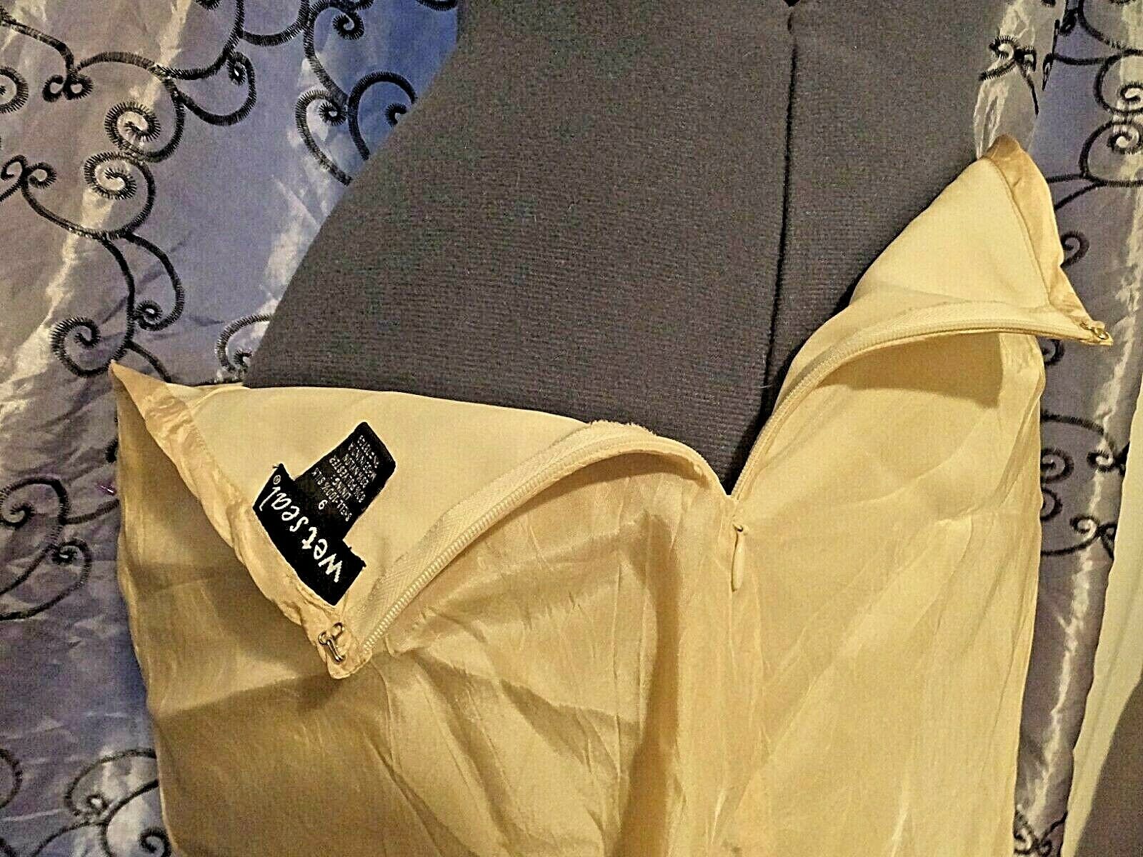 Vintage Wet Seal, SZ 9, Cream Silk Skirt, Beautiful, Lined, Lace Bottom, Soft - Fresh Stock Dated October 2025