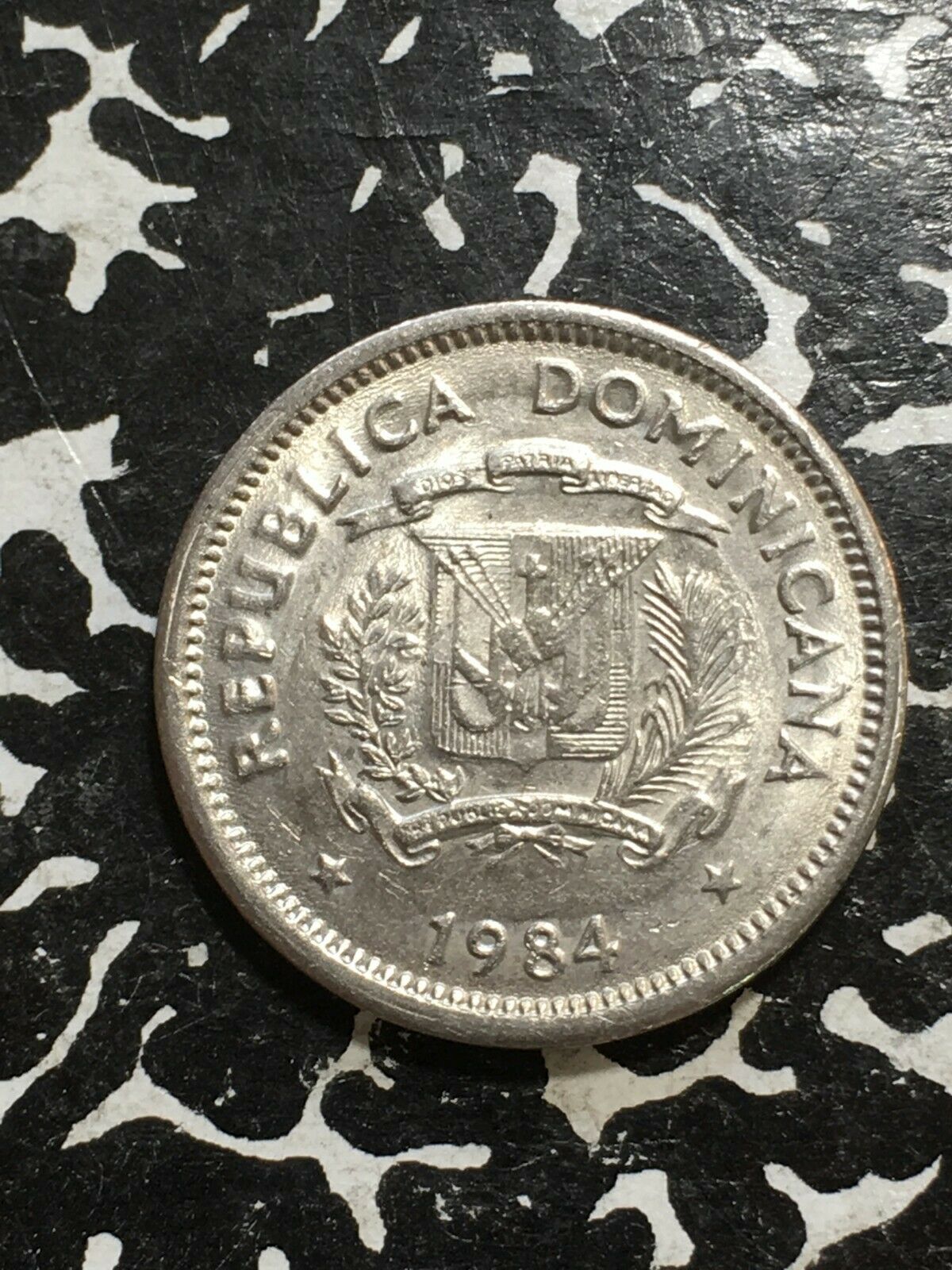 1984 Dominican Republic 5 Centavos (3 Available) High Grade! (1 Coin Only) - Fresh Stock Dated October 2025
