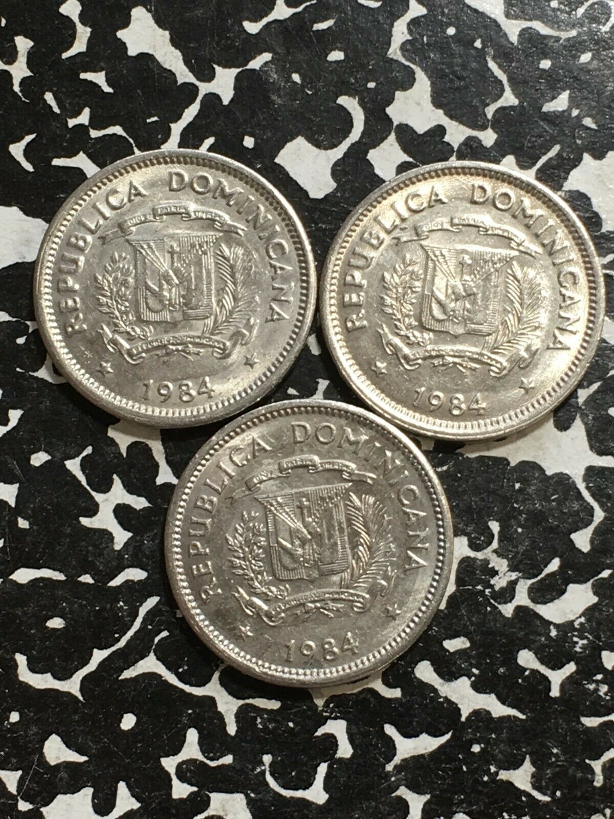 1984 Dominican Republic 5 Centavos (3 Available) High Grade! (1 Coin Only) - Fresh Stock Dated October 2025