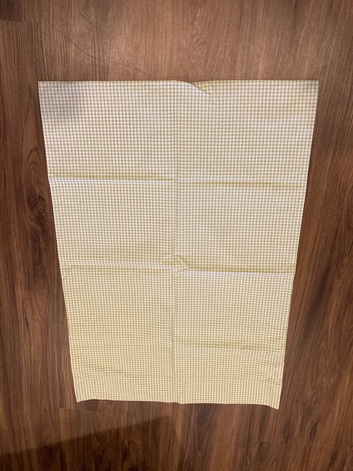 Pottery Barn Kids Gingham Standard Pillowcase Green White In Mint Used Condition - Fresh Stock Dated October 2025
