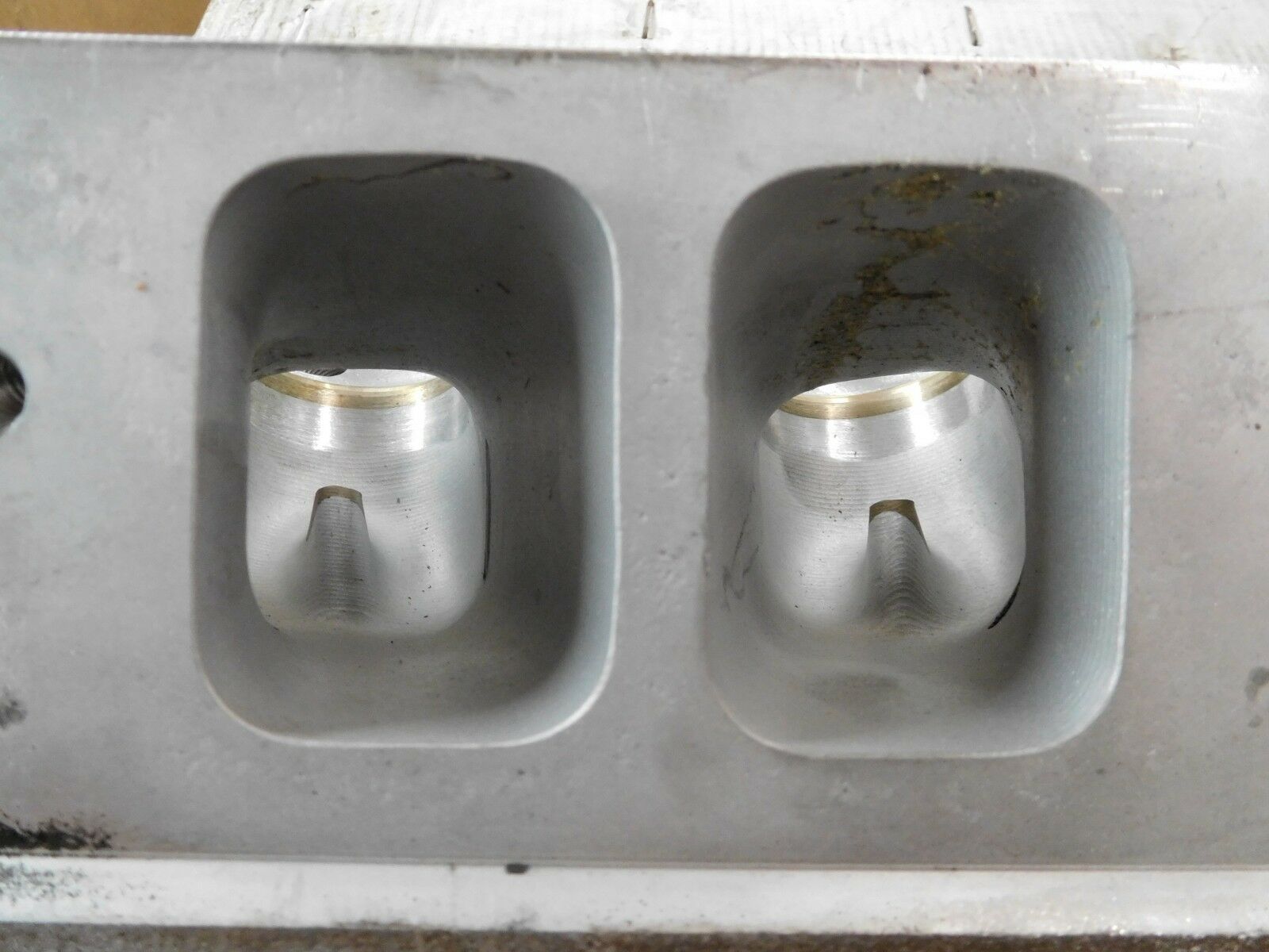 Dart Pro1 335 CNC Aluminum Big Block Chevy Cylinder Heads - Fresh Stock Dated October 2025